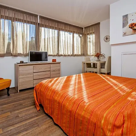 Apartments Figarola Rovinj Exteriör bild