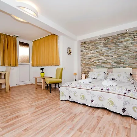 Apartments Figarola Rovinj Exteriör bild
